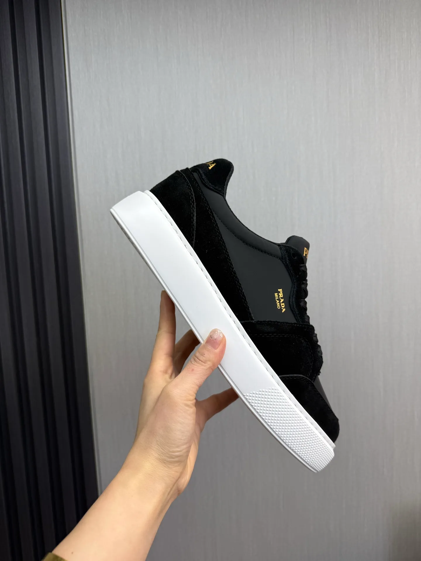 Factory price 560💰 [PRADA] Men’s shoes are popular in the counter, official website is synchronized, 1 high-quality shipment ✔️Original cowhide + cowhide lining, 1🆚1 replica, original sole, 38-45 (45 customized, non-refundable)